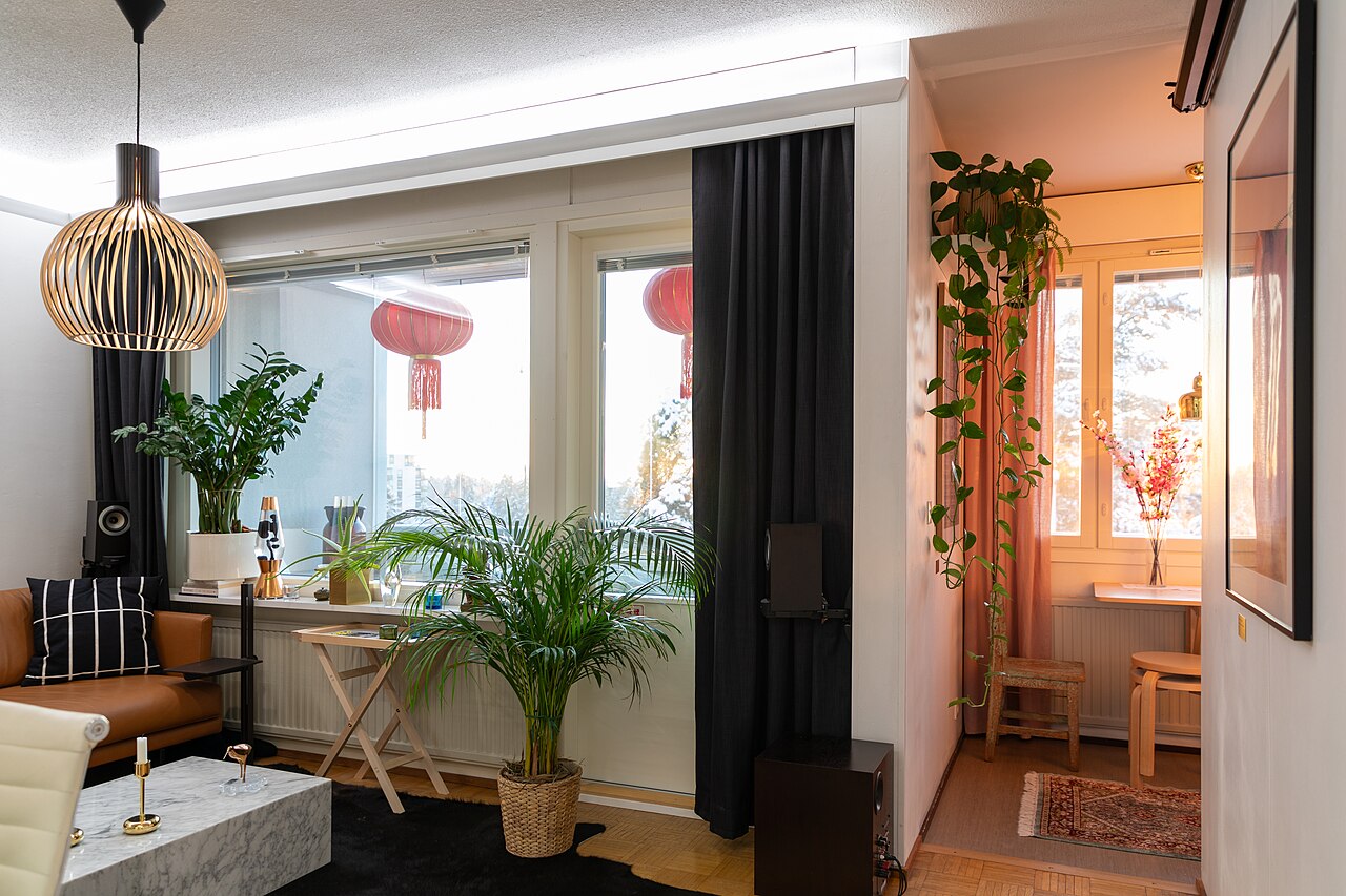 Nội thất một căn hộ studio nhỏ gọn, sáng sủa