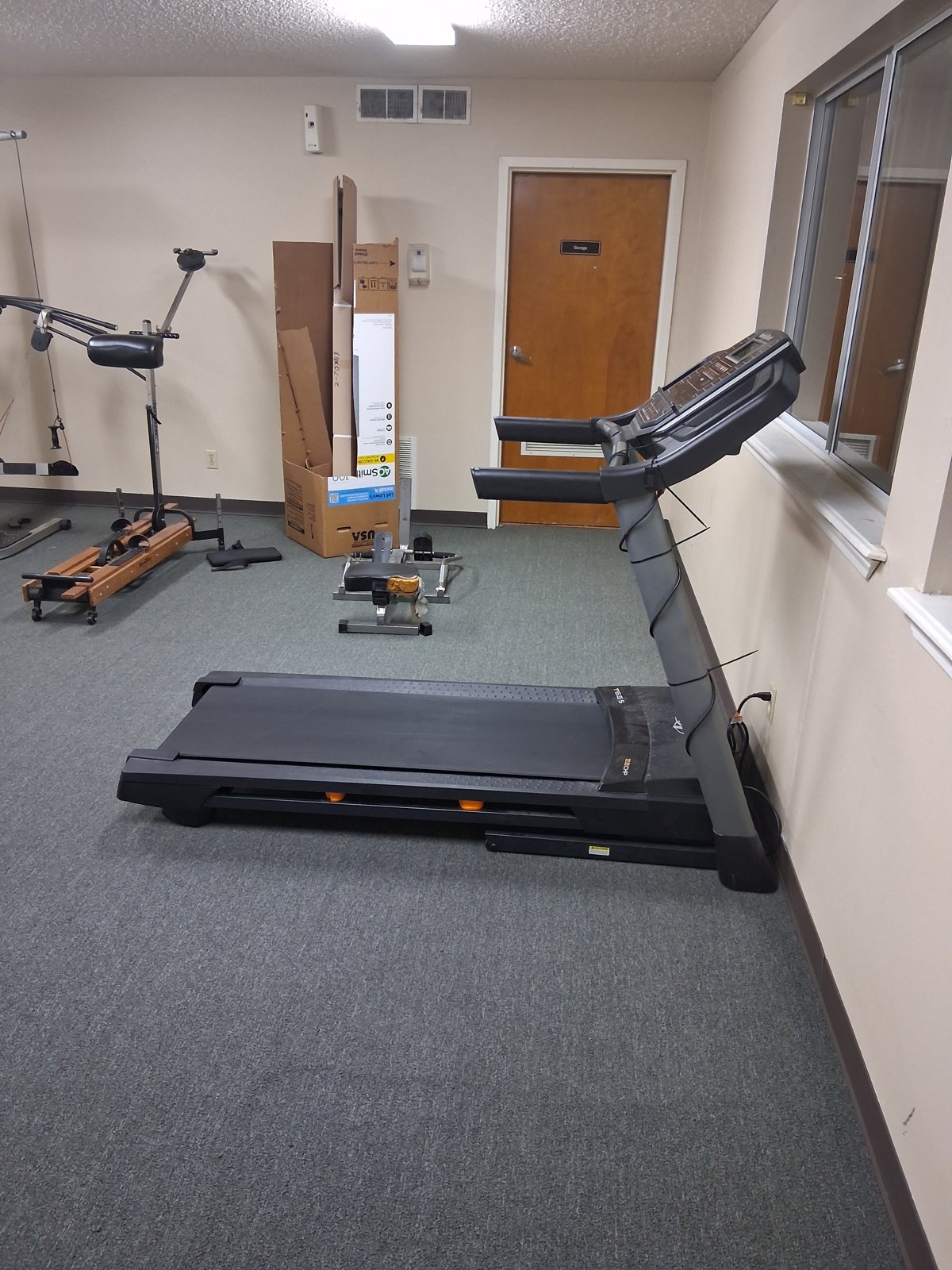 California Fitness Tạm Dừng Toàn Bộ Phòng Tập Hà Nội: Hồi Chuông Cảnh Báo Cho Mô Hình Mega Gym