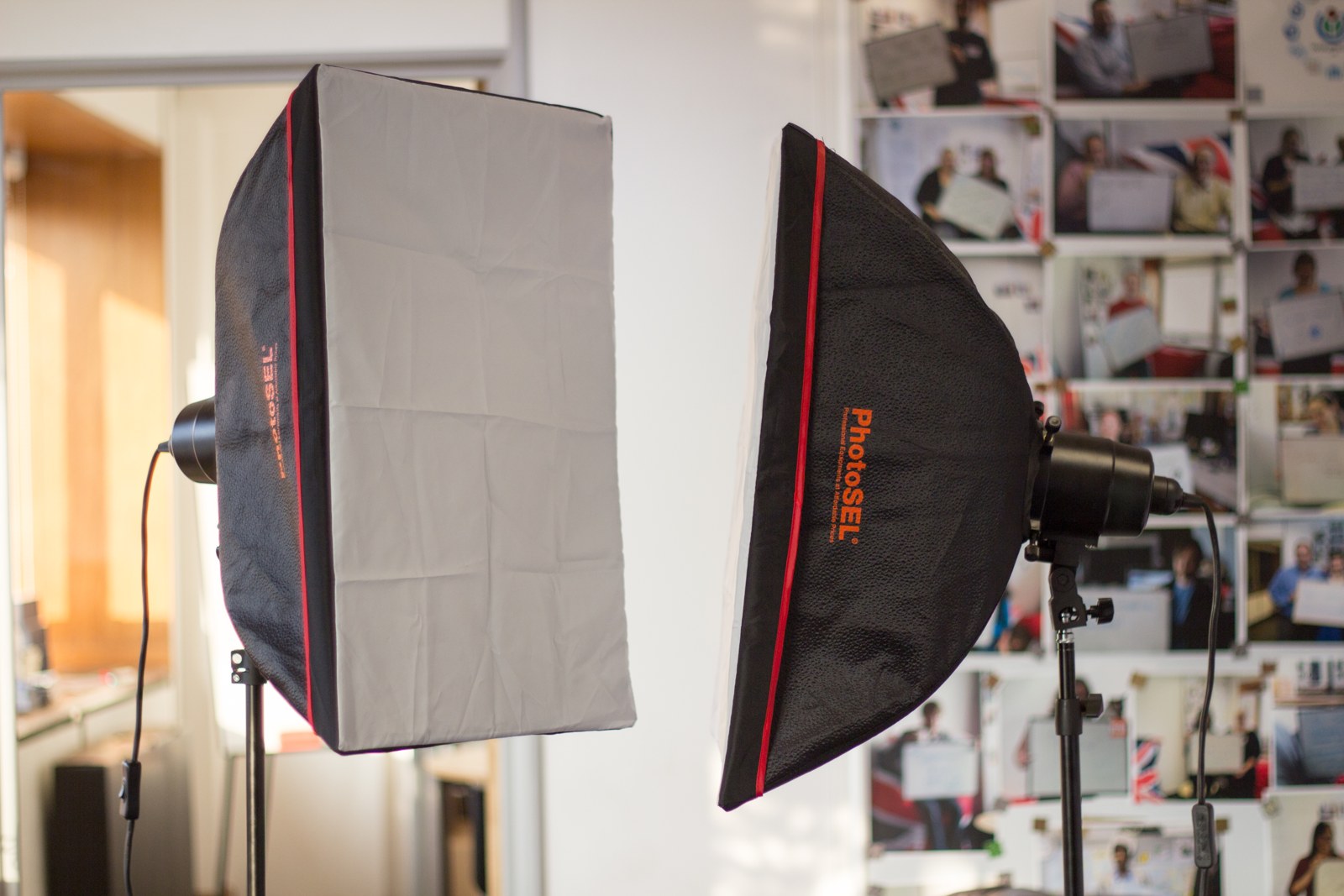 Mở Studio Chụp Ảnh Tại Nhà Vốn Dưới 100 Triệu: Đèn, Máy Ảnh, Phông Nền Và Cách Tìm Khách Đầu Tiên